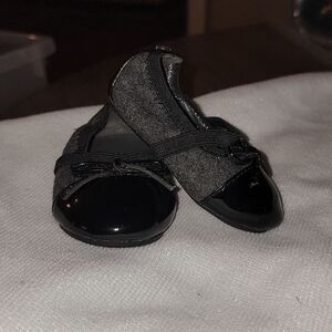 New Stuart Weitzman Legacy Black Patent & Gray Baby Shoes 3-6 Months Size 2